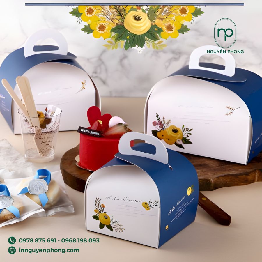 In hộp bánh sinh nhật có tay cầm